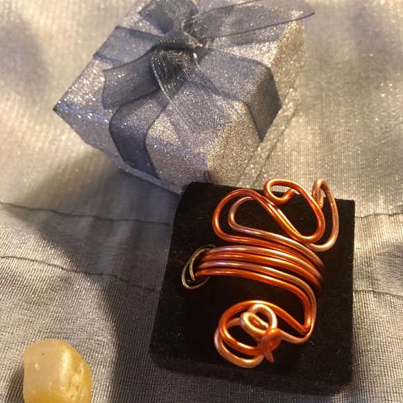 All sizes - Picture 2 of 5